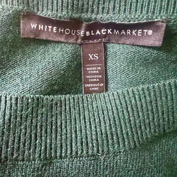 WHBM hunter green and burgundy sweaters 2 sweater bundle size XS - Picture 12 of 13